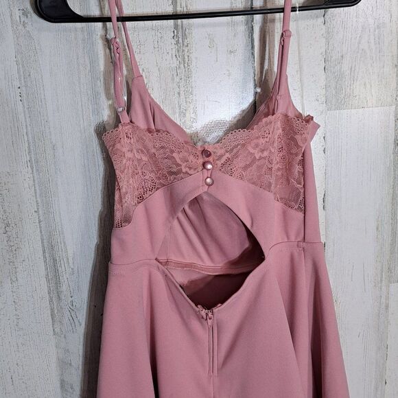 NWT Trixxi Dress - Picture 4 of 7